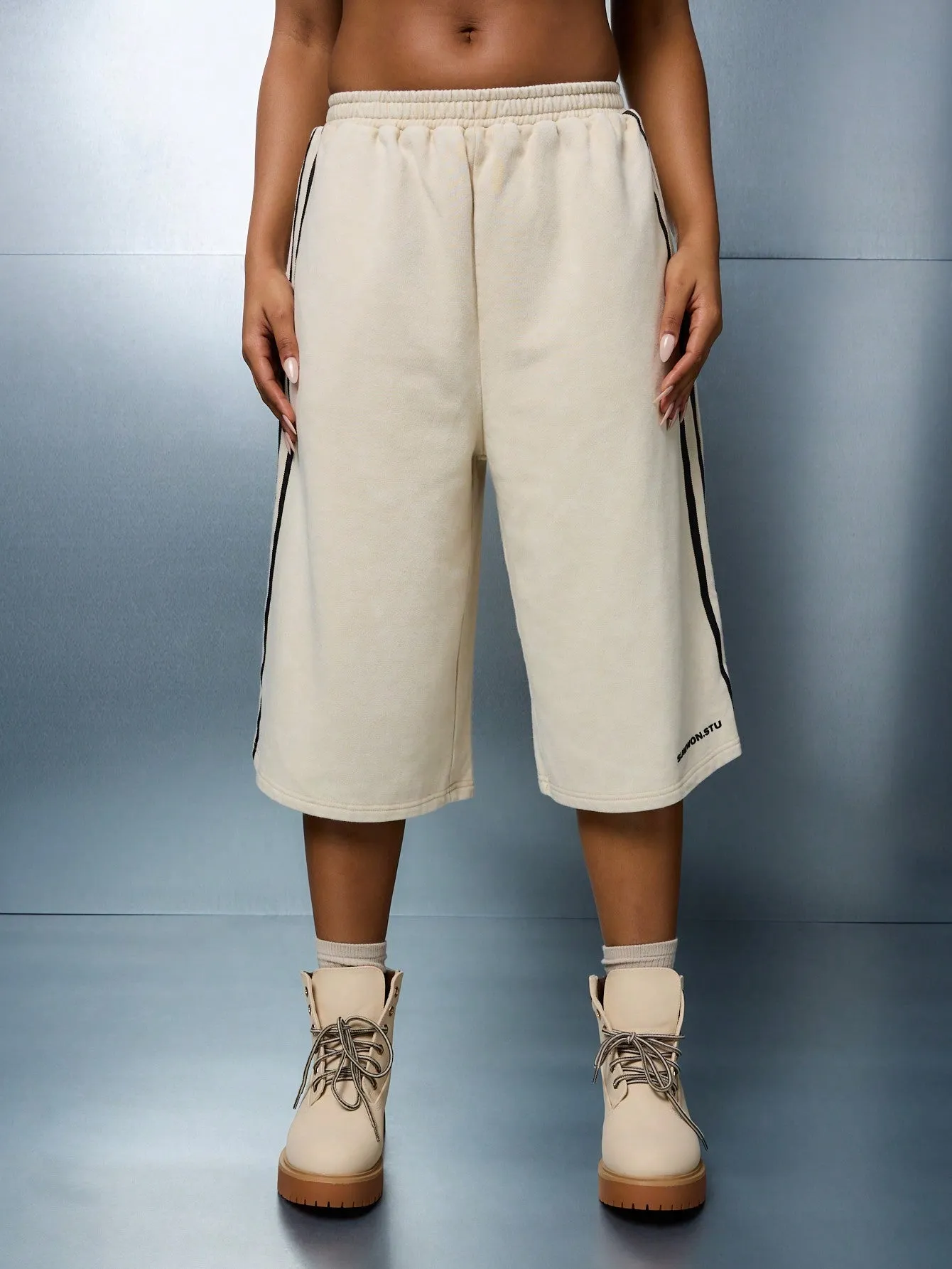 SUMWON WOMEN Side Stripe Wide Leg Pull On Jorts